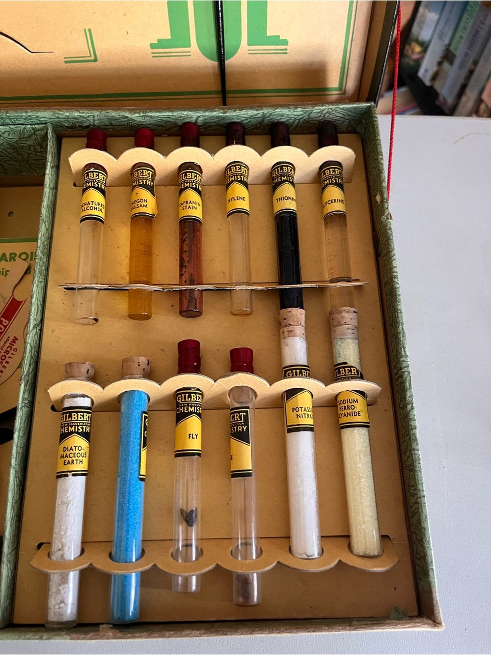 Gilbert Microscope Set - Yellow Box - Picture 6 of 7